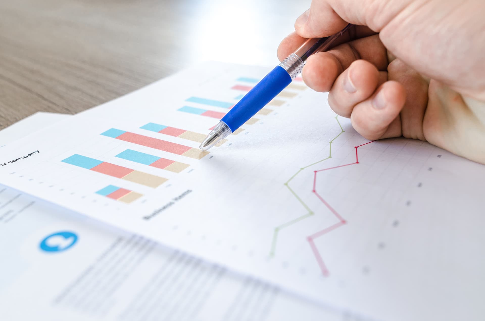 Market Research Survey: How-to Guide with Examples & Templates